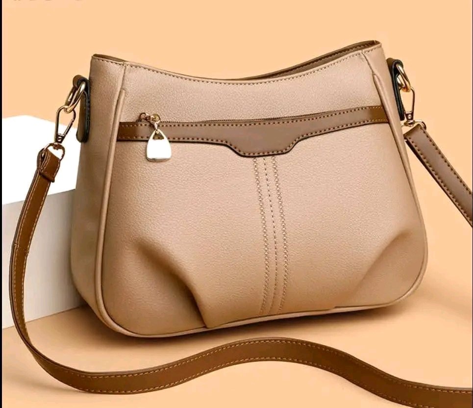 Elegant Charm Crossbag - Image 3